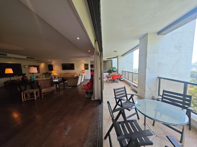 Magnificent apartment with 4 suites, a private pool and a sauna located in a prestigious building in Gávea — photo 4 of 61 (apartment, Gávea, Rio de Janeiro)