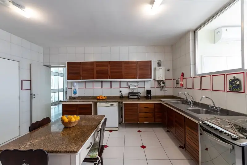 Ipanema Beach Linear Penthouse — photo 7 of 11 (penthouse, Ipanema, Rio de Janeiro)