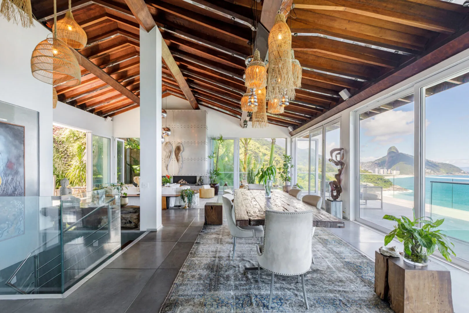 Joá Oceanfront Mansion — foto 24 de 34 (villa, Joá, Rio de Janeiro)