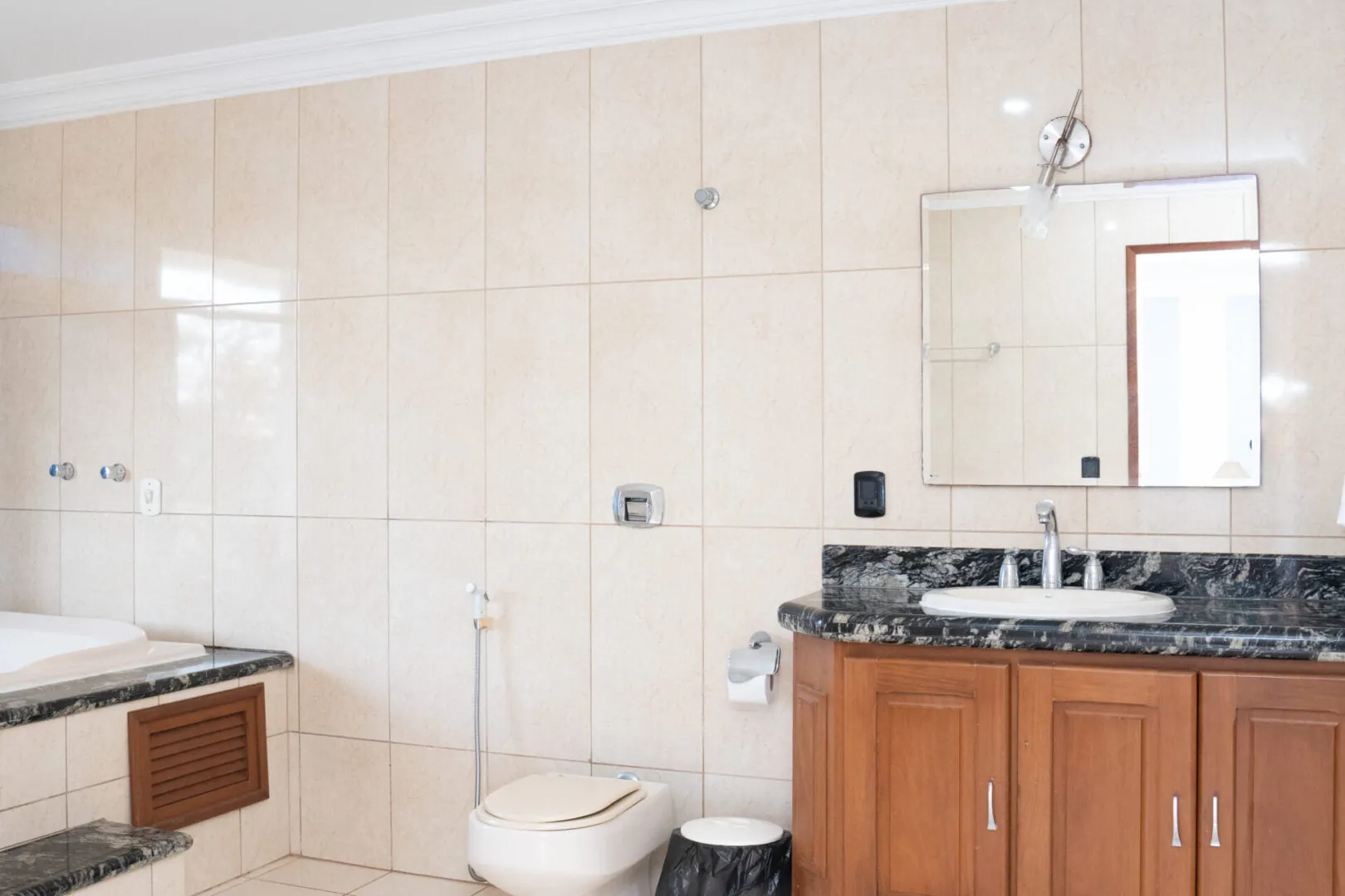 Iriri Beachfront Villa — photo 14 of 42 (beachfront villa, Iriri, Espírito Santo, Rio de Janeiro)