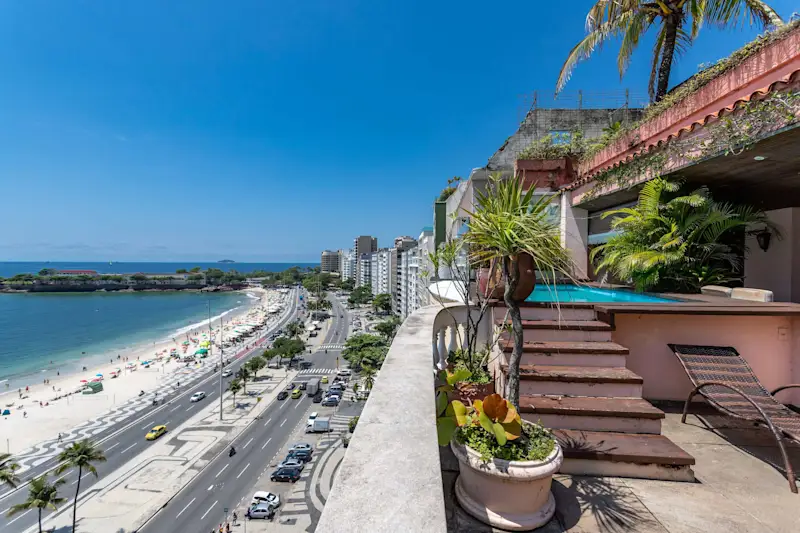 Bali de Janeiro on Copacbana's beach for 6 — photo 3 of 45 (apartment, Copacabana, Rio de Janeiro)