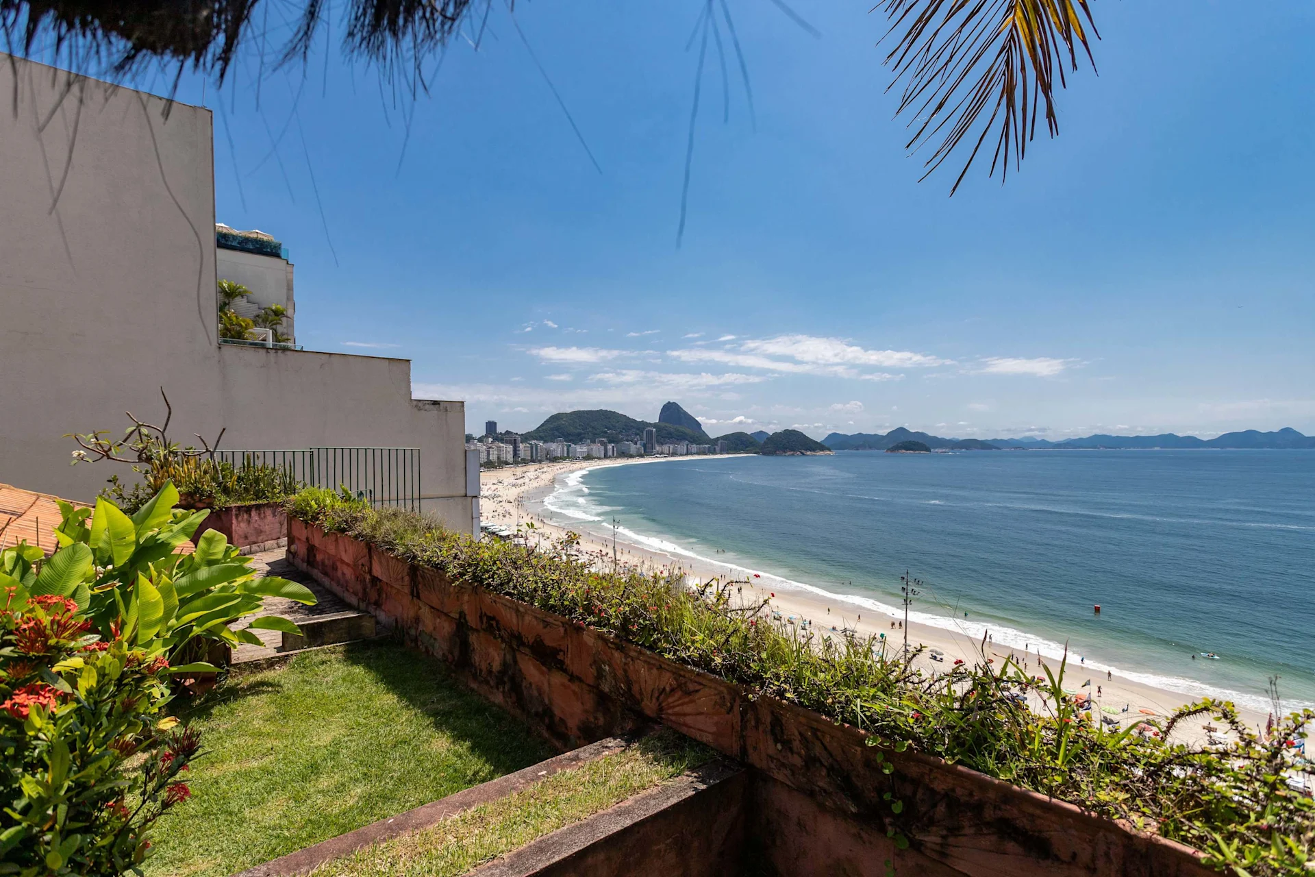 Bali de Janeiro on Copacbana's beach for 6 — photo 10 of 45 (apartment, Copacabana, Rio de Janeiro)
