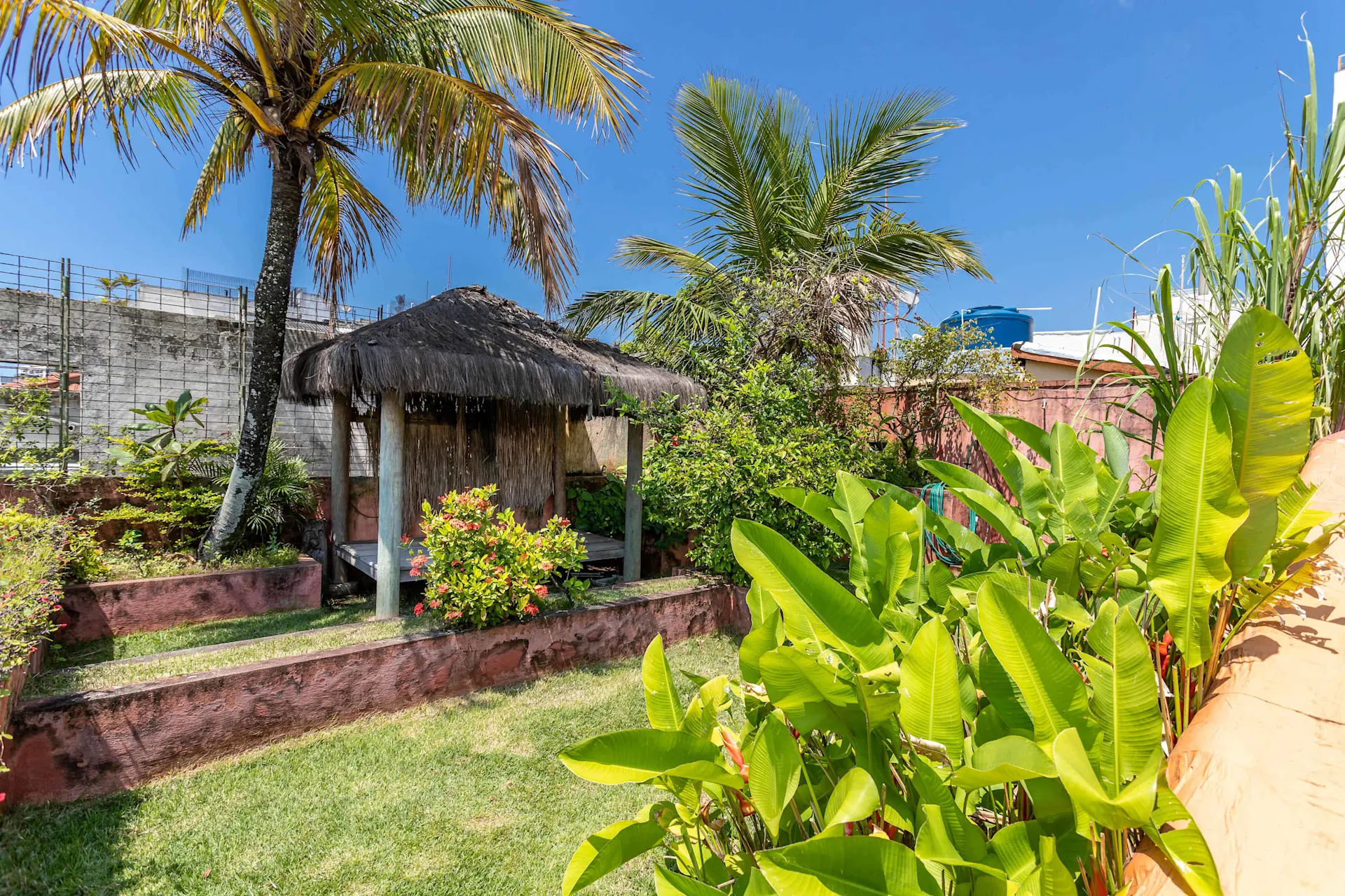 Bali de Janeiro on Copacbana's beach for 6 — photo 13 of 45 (apartment, Copacabana, Rio de Janeiro)