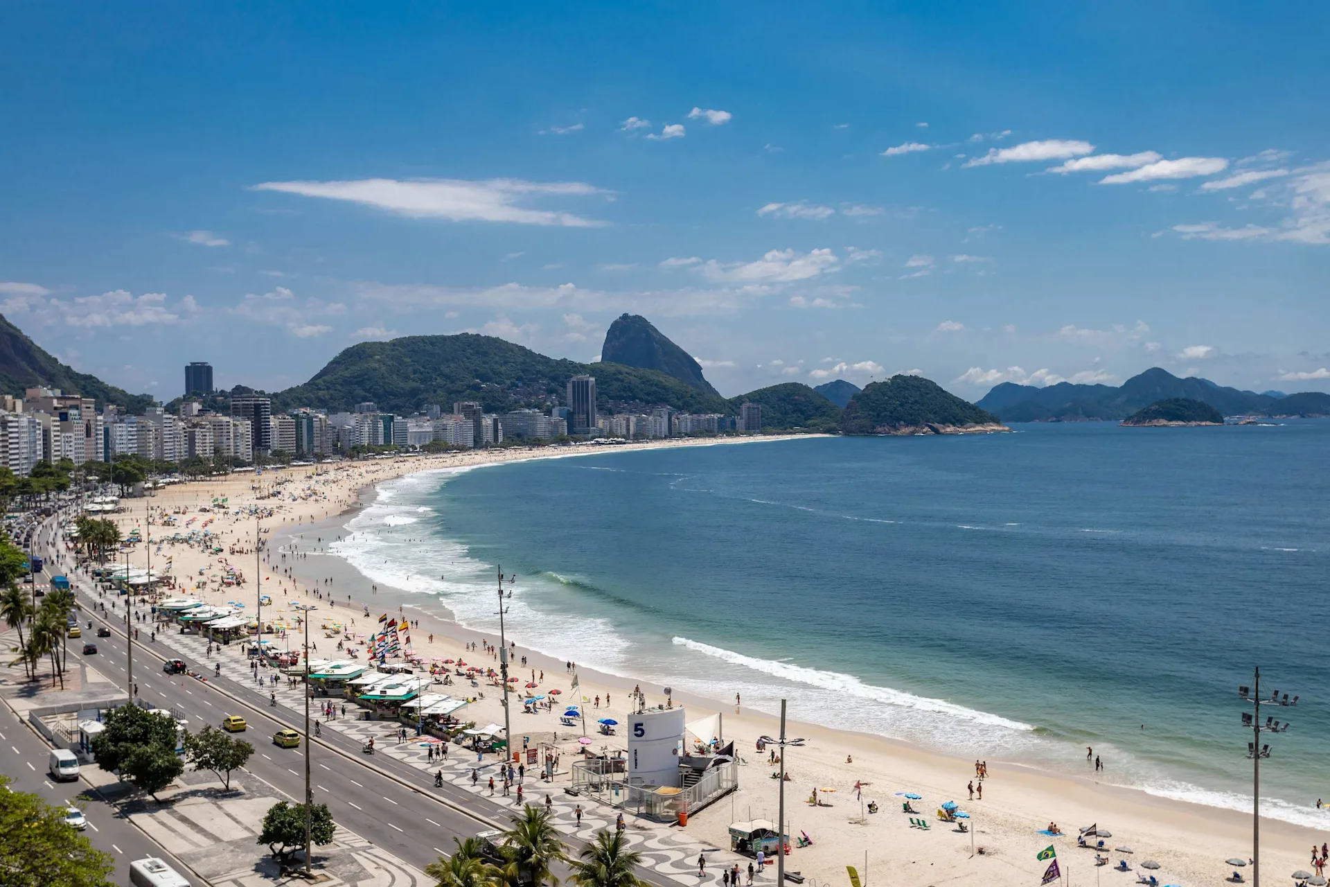 Bali de Janeiro on Copacbana's beach for 6 — photo 2 of 45 (apartment, Copacabana, Rio de Janeiro)