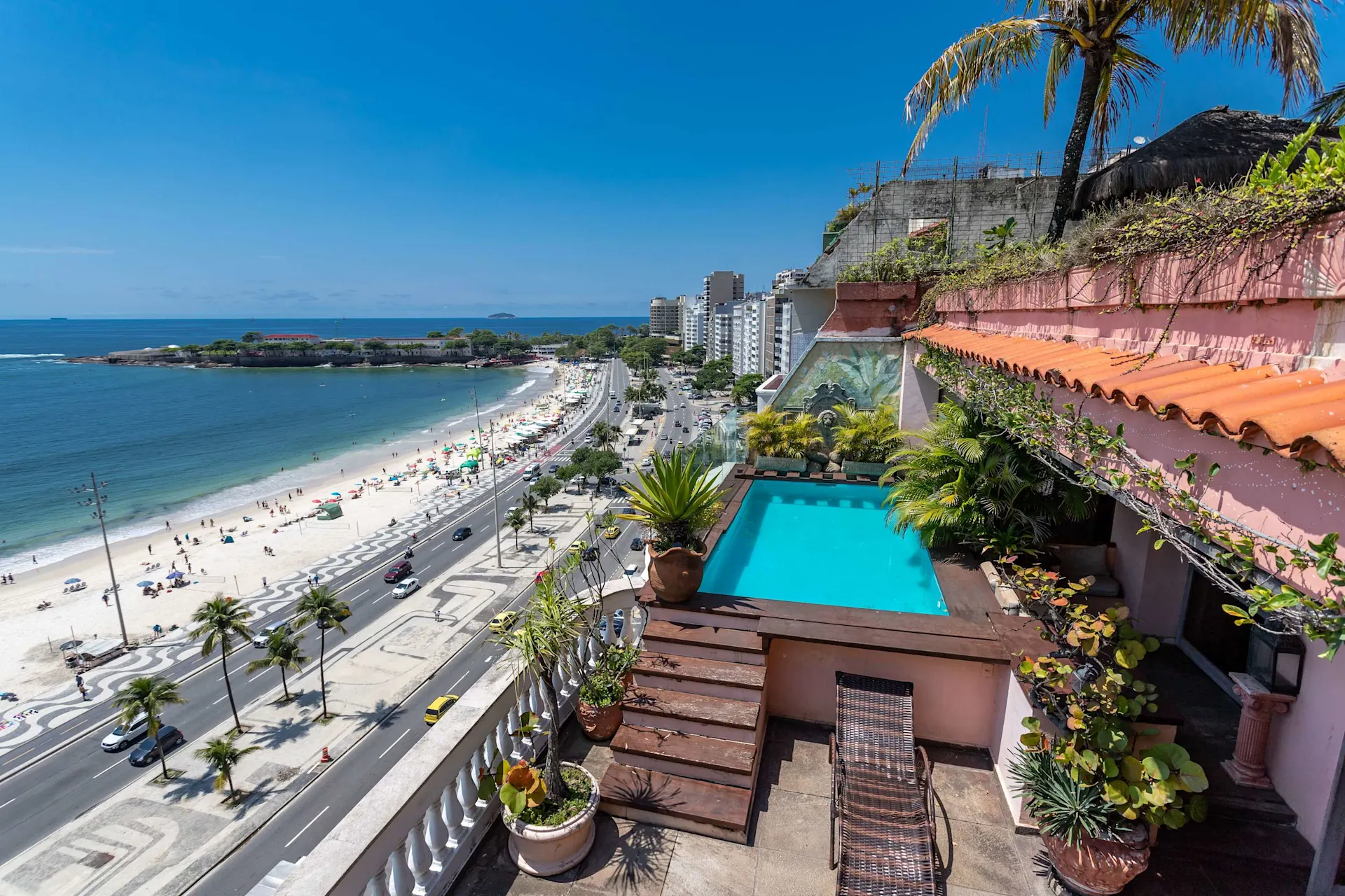 Bali de Janeiro on Copacbana's beach for 6 — photo 4 of 45 (apartment, Copacabana, Rio de Janeiro)