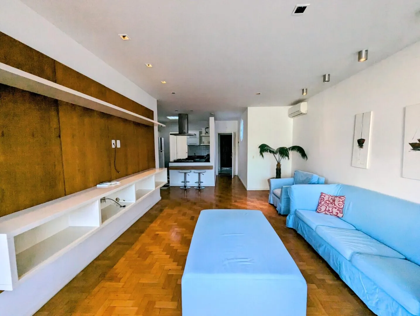 Ipanema Linear Penthouse — Sold